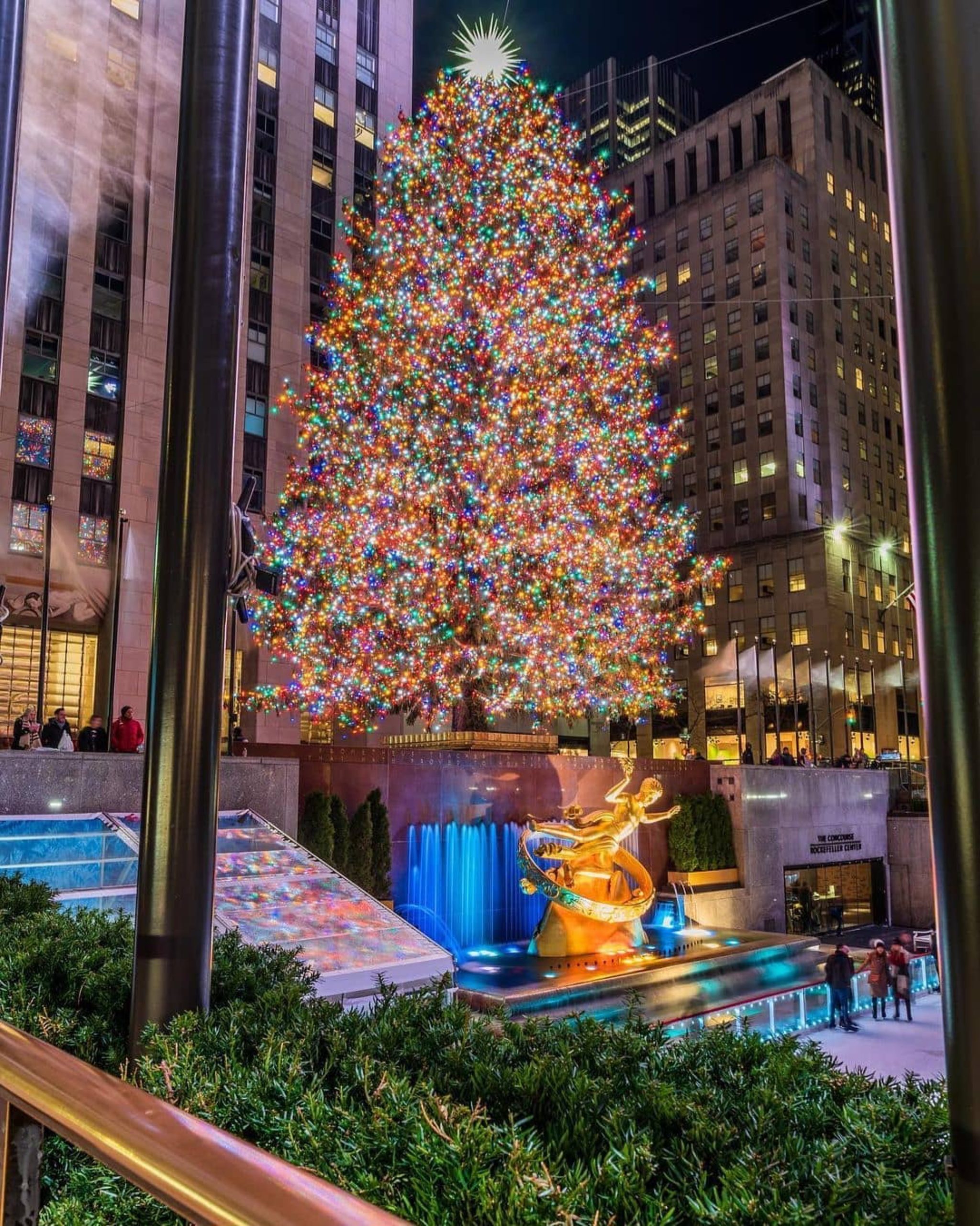 Rockefeller Center Christmas tree SeeNewYork.nyc